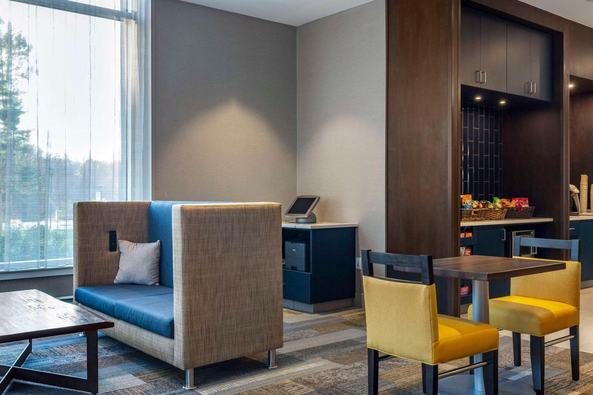 Cambria Hotel Manchester South Windsor Extérieur photo