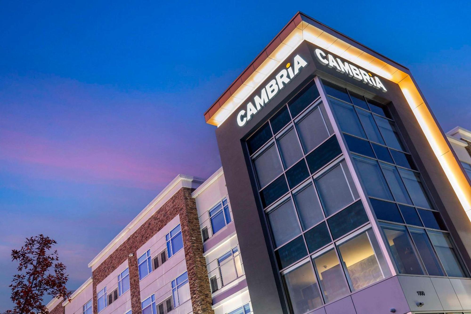 Cambria Hotel Manchester South Windsor Extérieur photo